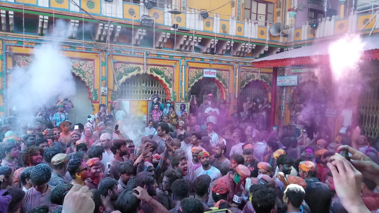 Taj Mahal Tour Happy Faces