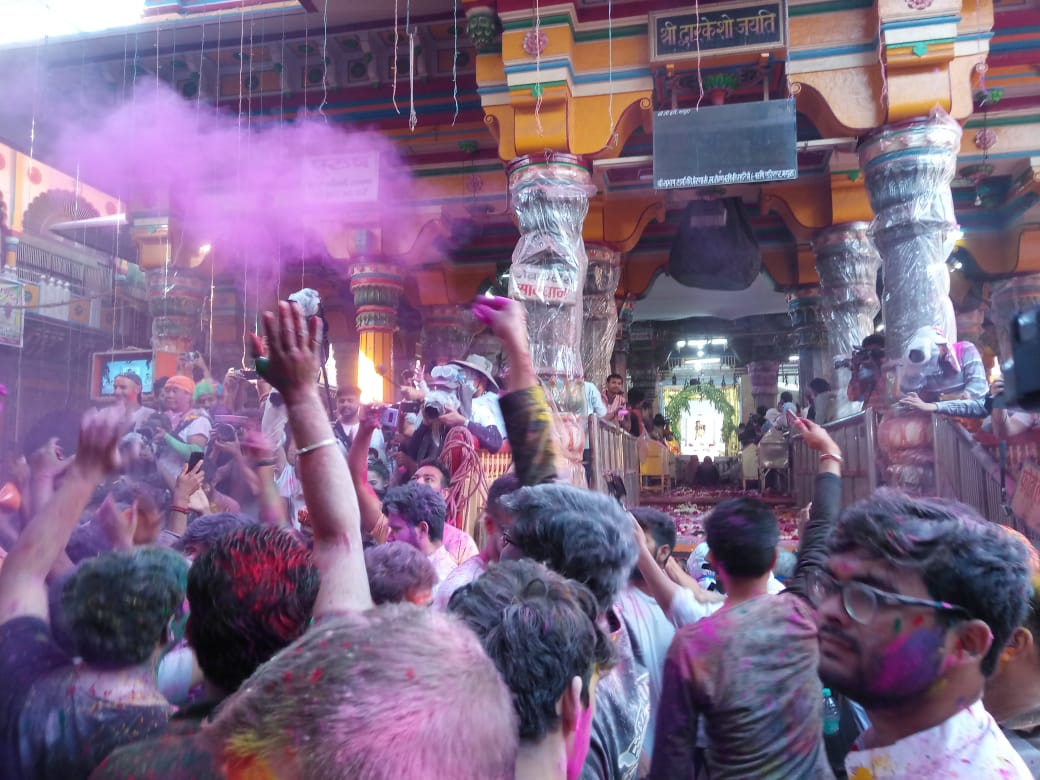 Taj Mahal Tour Happy Faces